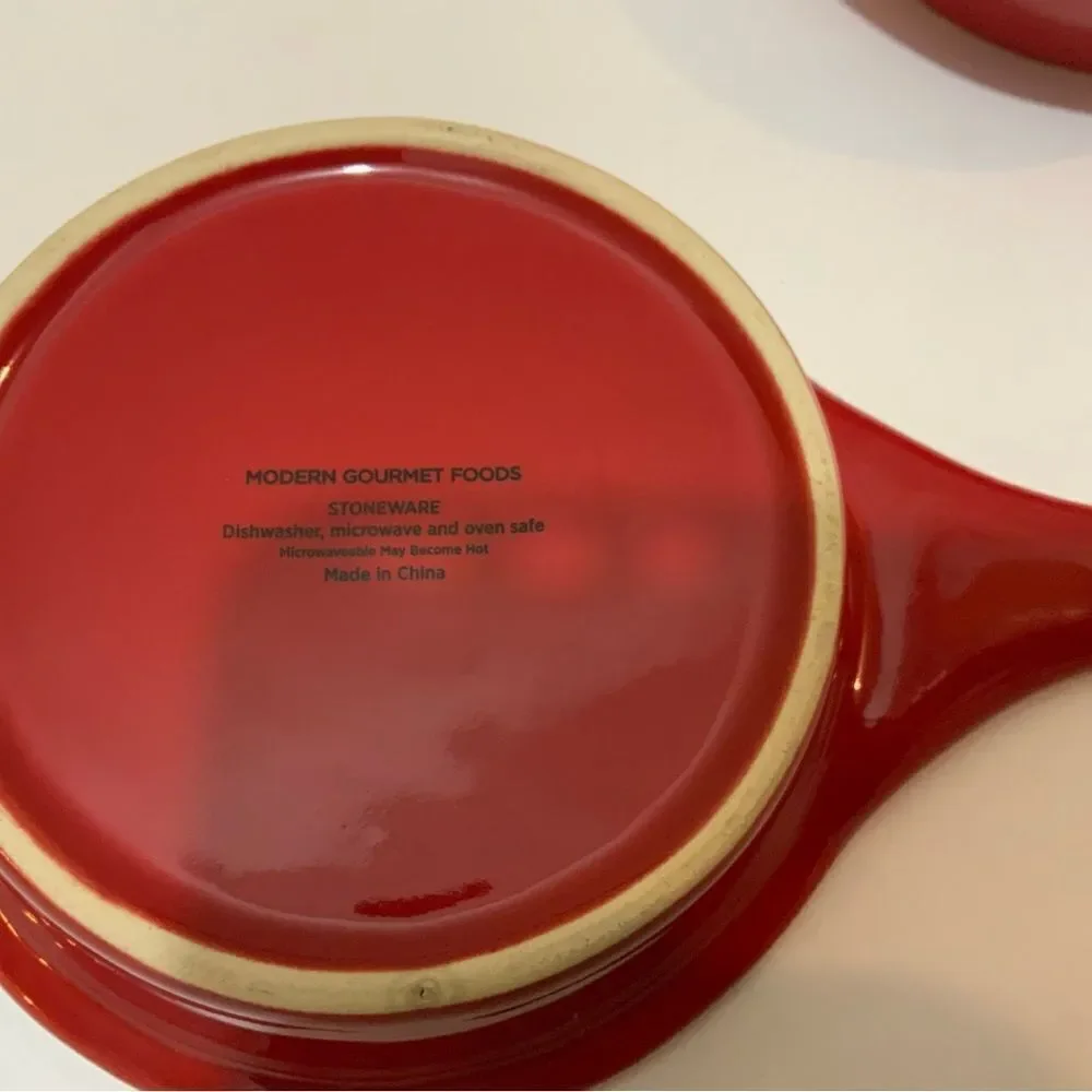 Modern Gourmet Mini pie/ quiche cookware 2 pieces